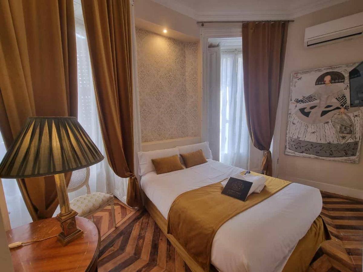 Le Petit Palue- Flora Guest house